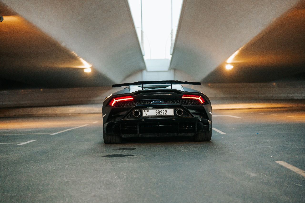 Rent Lamborghini Huracan Evo Spyder 2021